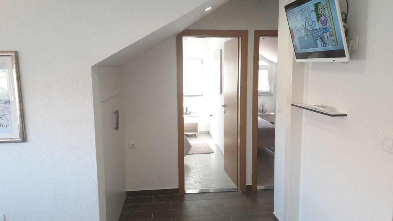Apartmani Zilic Dugi Rat Exteriér fotografie