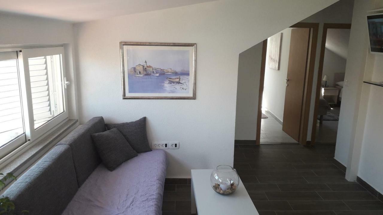 Apartmani Zilic Dugi Rat Exteriér fotografie