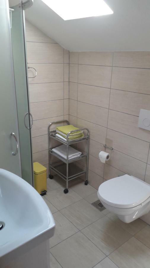 Apartmani Zilic Dugi Rat Exteriér fotografie